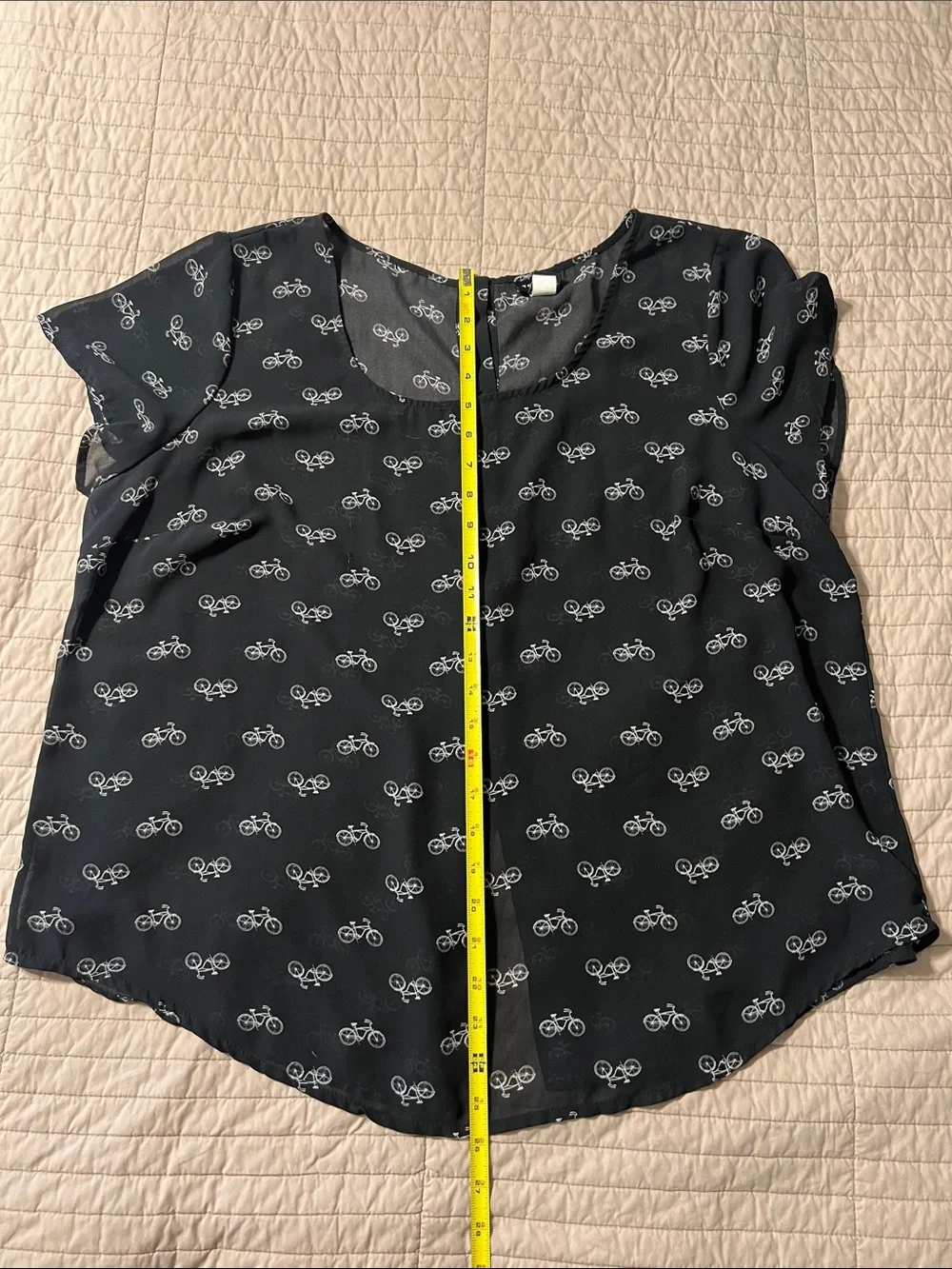 Two torrid Tops Size 1 - Short Sleeve Bicycle Print & Sleeveless Bird Print - Picture 6 of 15